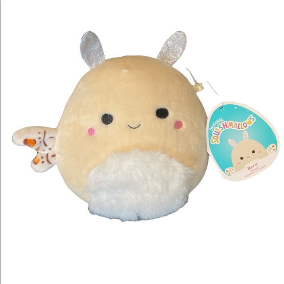 BNWT Squishmallows Berit 5” Moth Butterfly - Picture 2 of 5